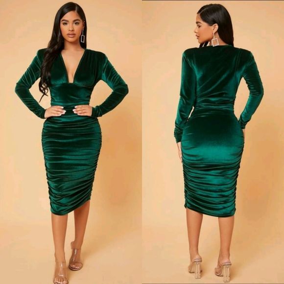 Dresses & Skirts - Green Ruched Velvet Dress